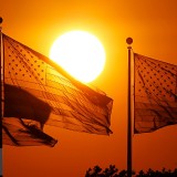 FlagPlaza_EN-US10389404032_1920x1080